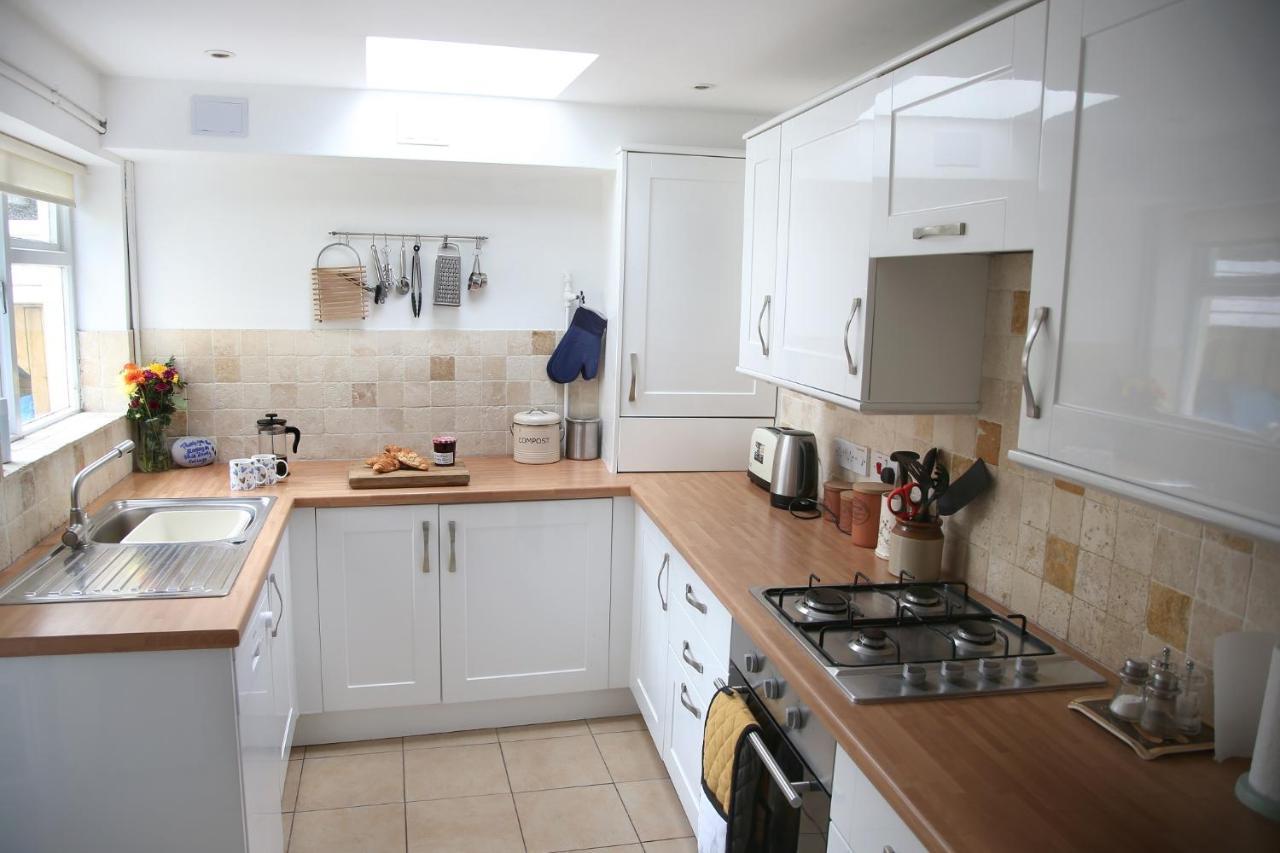 Sea View Cottage Портланд Екстериор снимка
